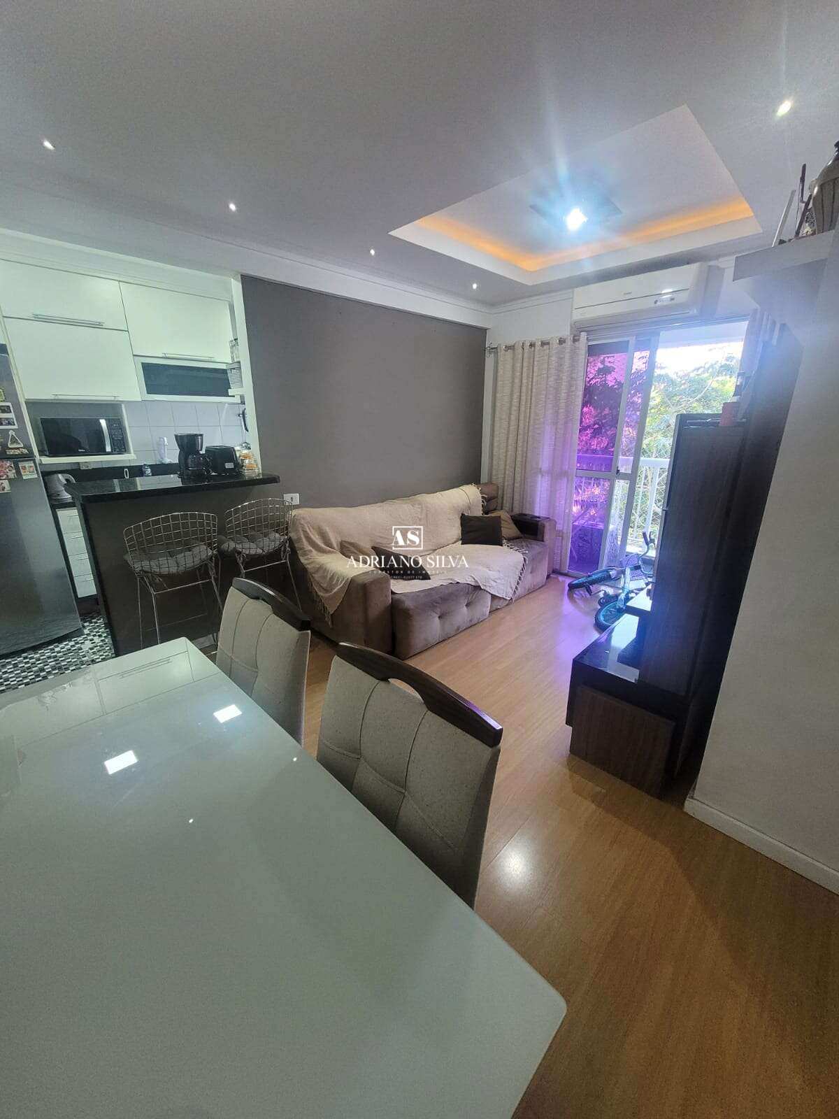 Apartamento à venda, no Condomínio Villa Verde,  em Niterói, Fonseca, com 2 quartos - Adriano Silva - Consultor Imobiliário