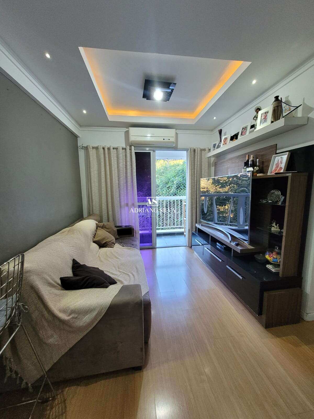 Apartamento à venda, no Condomínio Villa Verde, em Niterói, Fonseca, com 2 quartos - Adriano Silva - Consultor Imobiliário