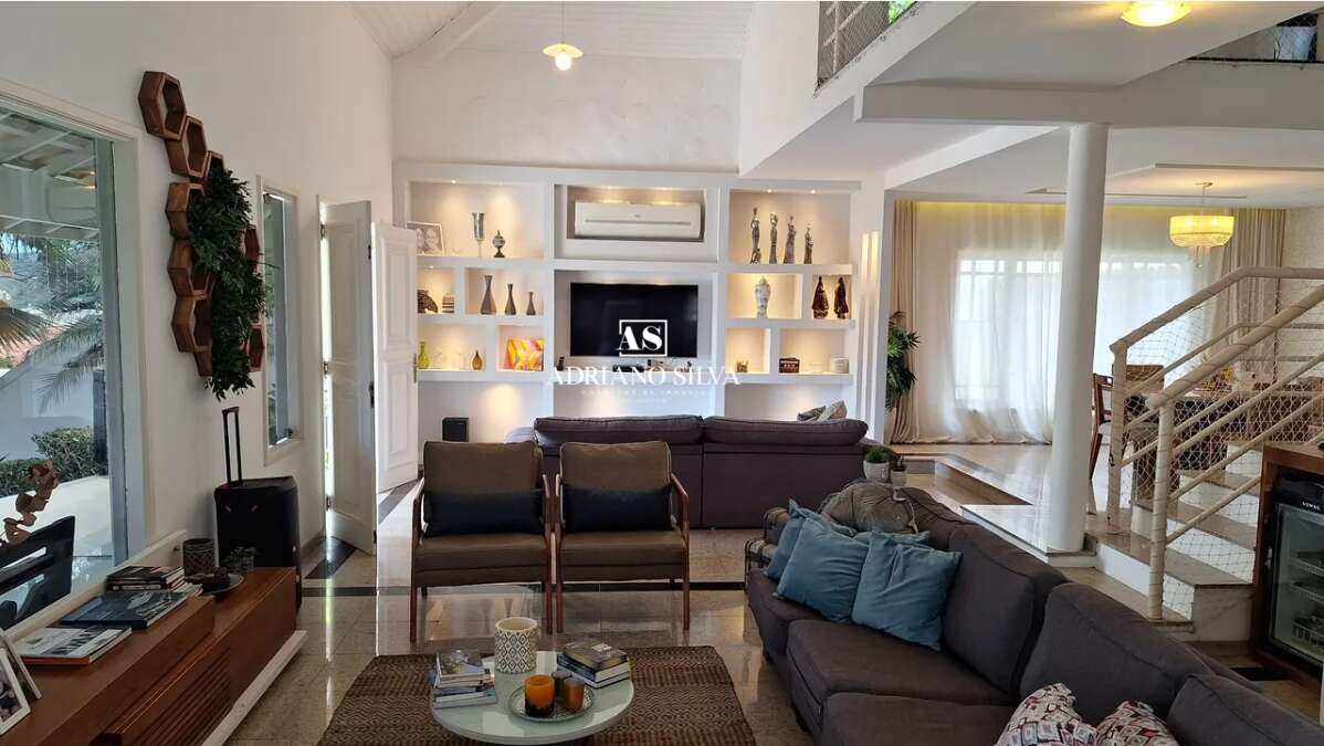 Casa à venda, no Condomínio Village Pendotiba,  em Niterói, Badu, com 4 quartos, 470m² - Adriano Silva - Consultor Imobiliário