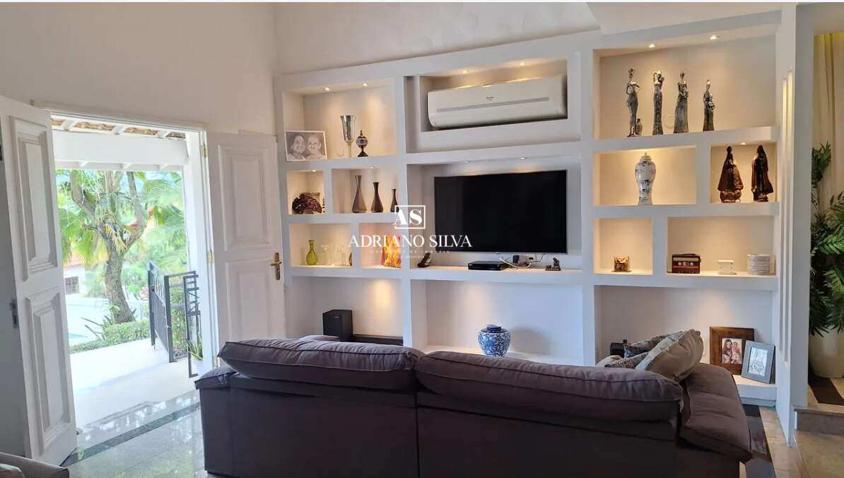 Casa à venda, no Condomínio Village Pendotiba,  em Niterói, Badu, com 4 quartos, 470m² - Adriano Silva - Consultor Imobiliário