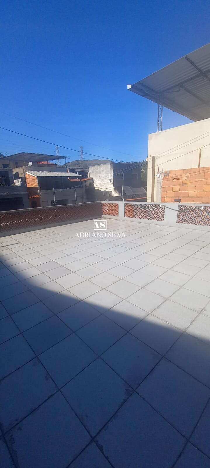 Casa à venda em São Gonçalo, Barro Vermelho, com 2 quartos, 208m² - Adriano Silva - Consultor Imobiliário